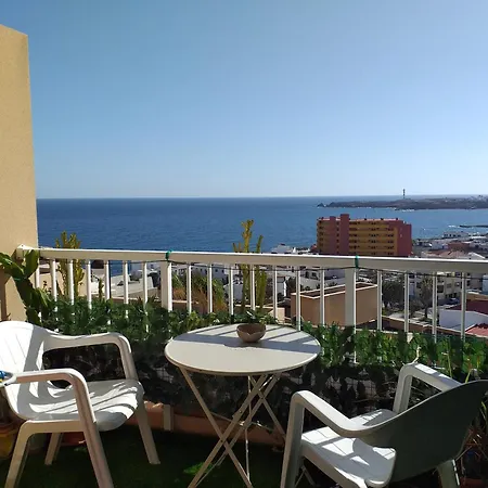 Casa Aloe, Vista Mar Terrace & Pool Apartment *